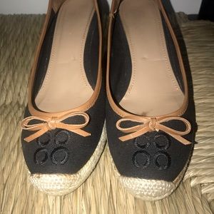 COACH Black and Tan Canvas Wedge Espadrilles. Size 8. Good Condition.